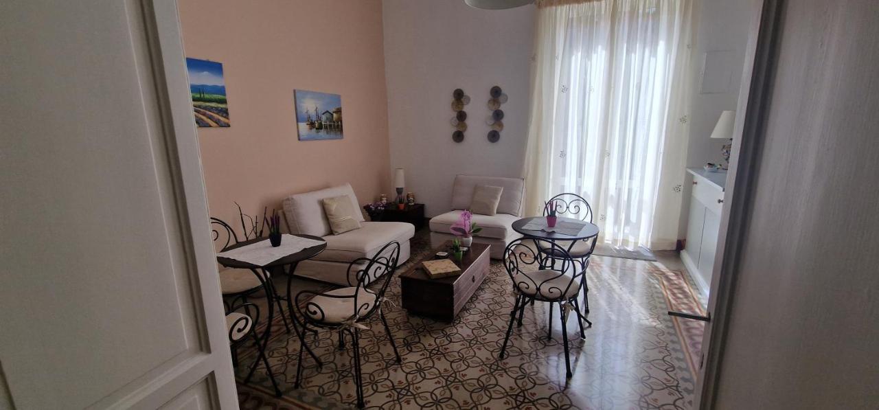 Eureka Hotel Палермо Екстериор снимка