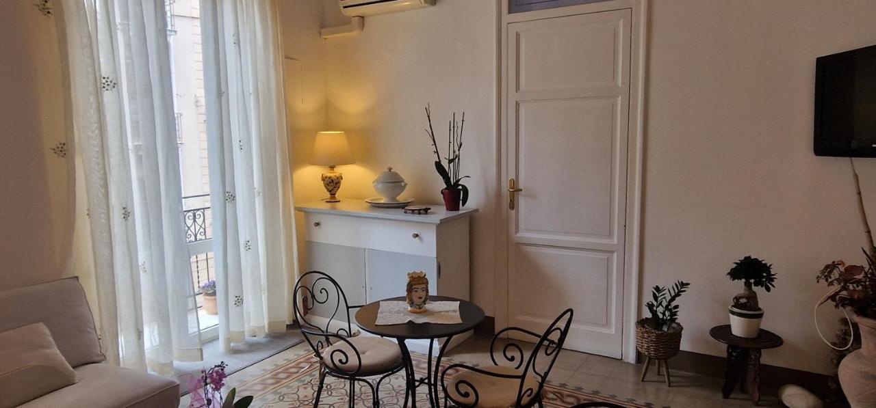 Eureka Hotel Палермо Екстериор снимка