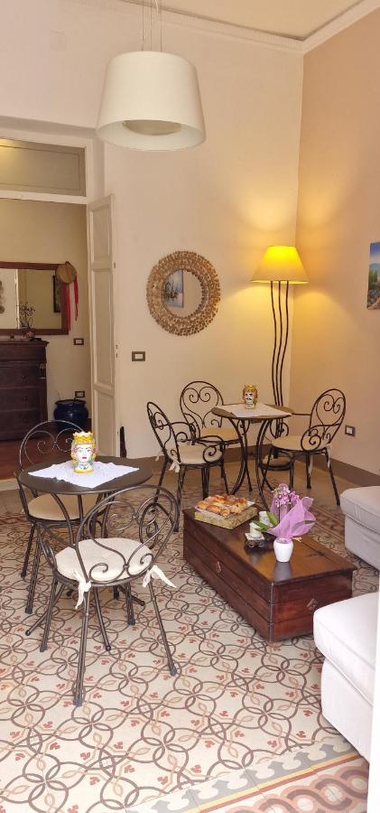 Eureka Hotel Палермо Екстериор снимка