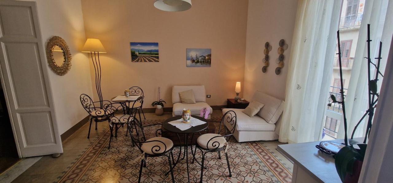 Eureka Hotel Палермо Екстериор снимка