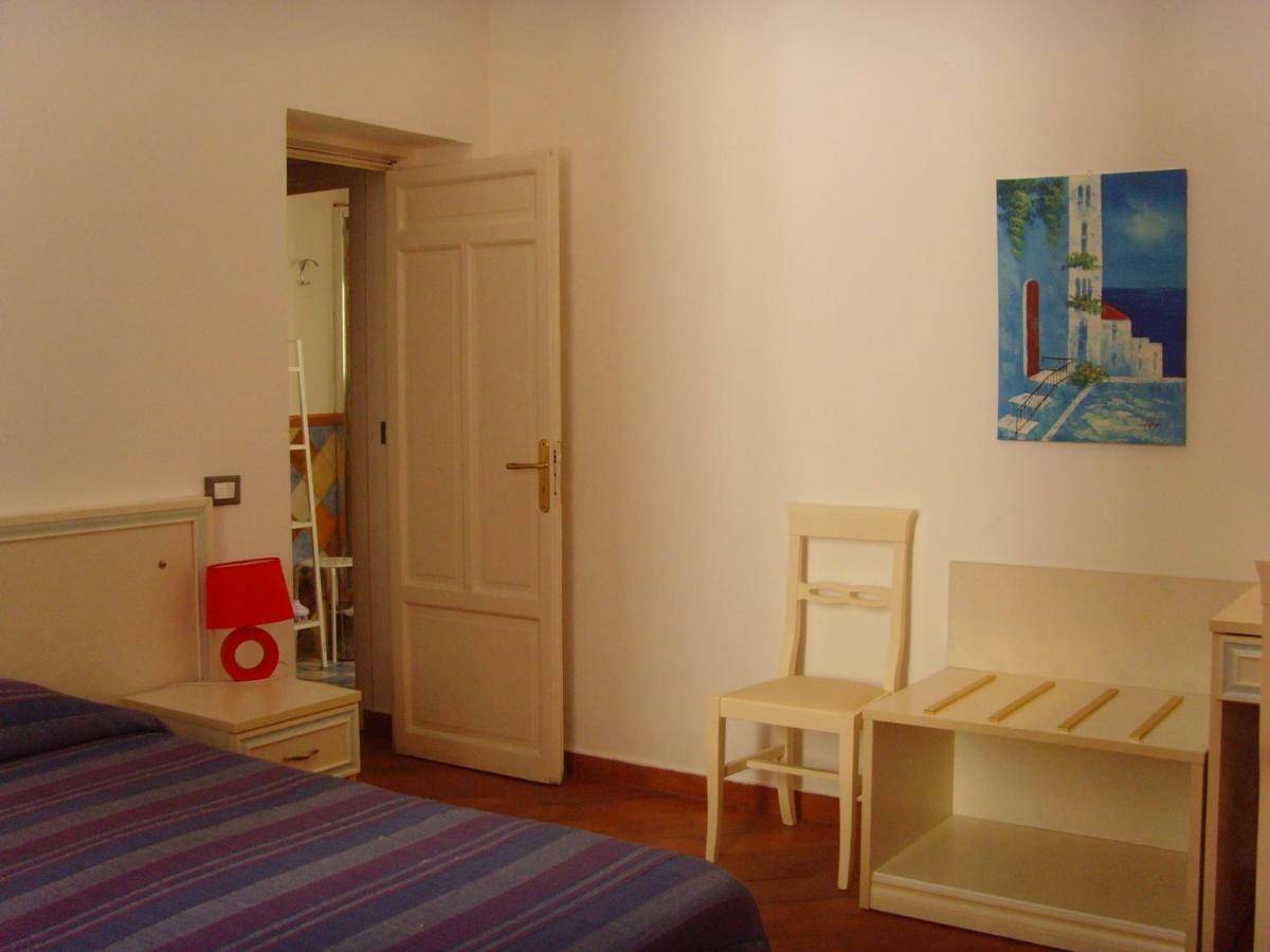 Eureka Hotel Палермо Екстериор снимка