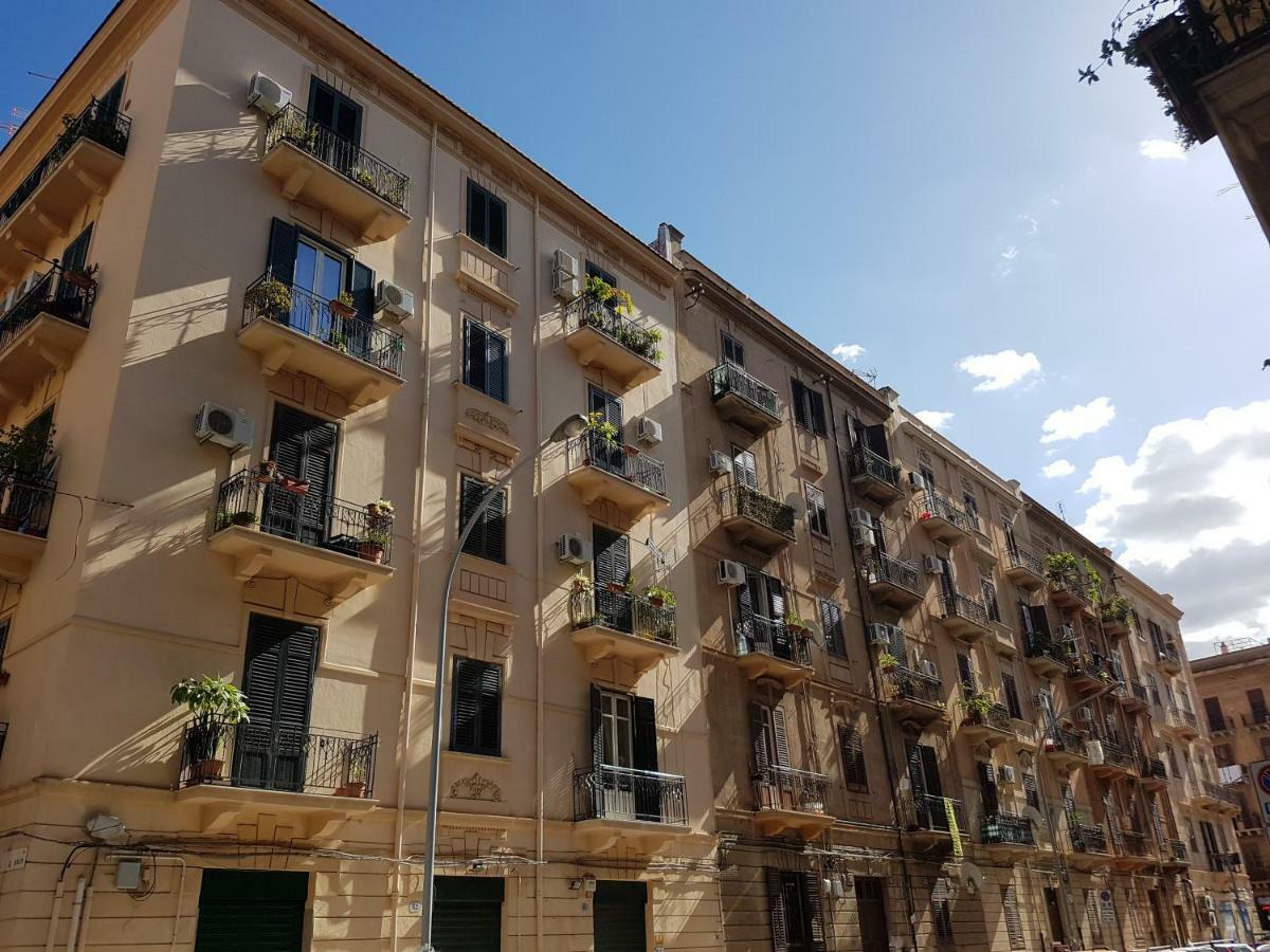 Eureka Hotel Палермо Екстериор снимка